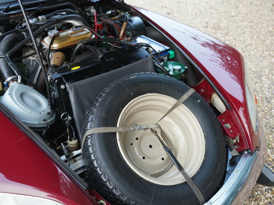 Obraz 49/50 pojazdu Citroën DS 21 (1971)