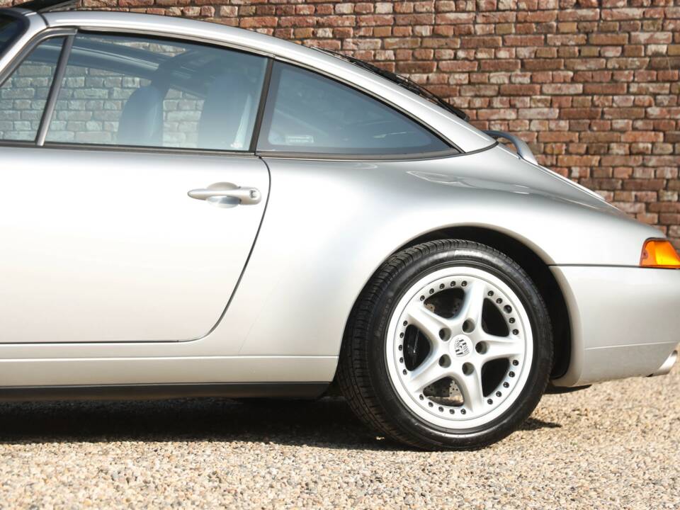 Imagen 22/50 de Porsche 911 Carrera (1996)