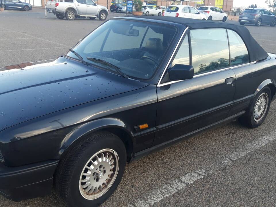 Image 5/21 of BMW 318i (1991)