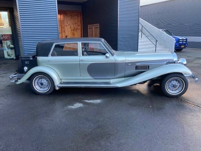 Image 7/20 de Panther De Ville Saloon (1979)