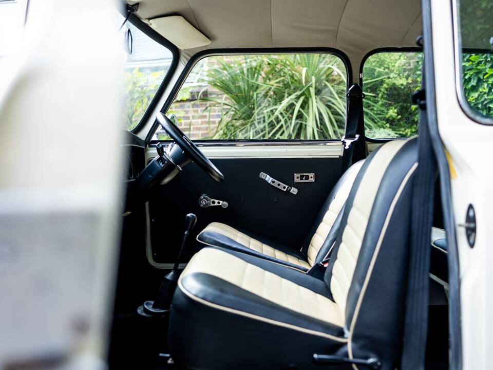 Image 29/50 de Rover Mini Mayfair (1988)