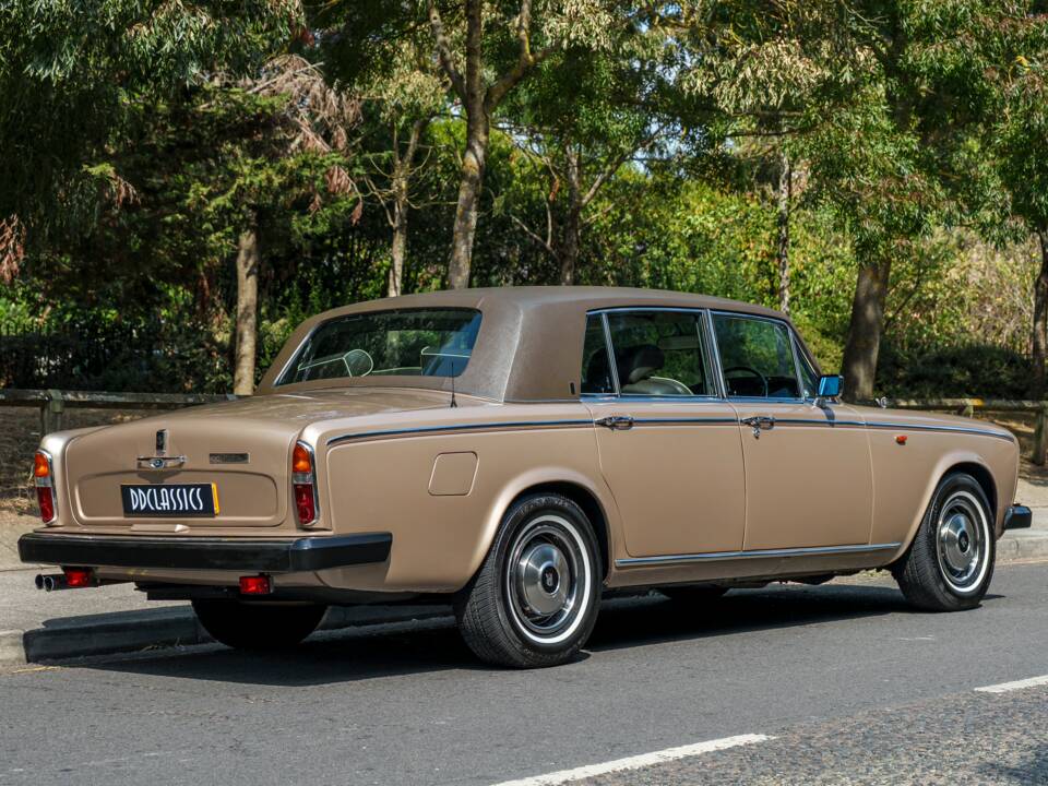 Image 3/28 of Rolls-Royce Silver Wraith II (1980)