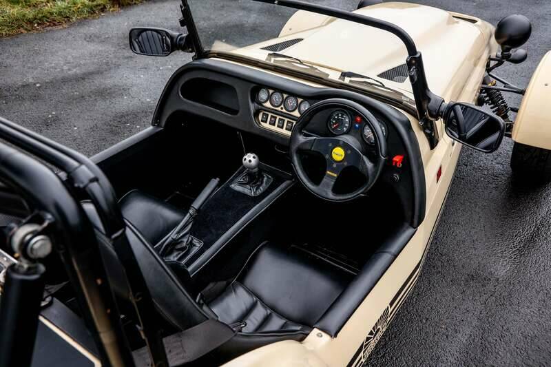 Image 2/26 of Westfield SEiGHT 4.6 V8 (2003)