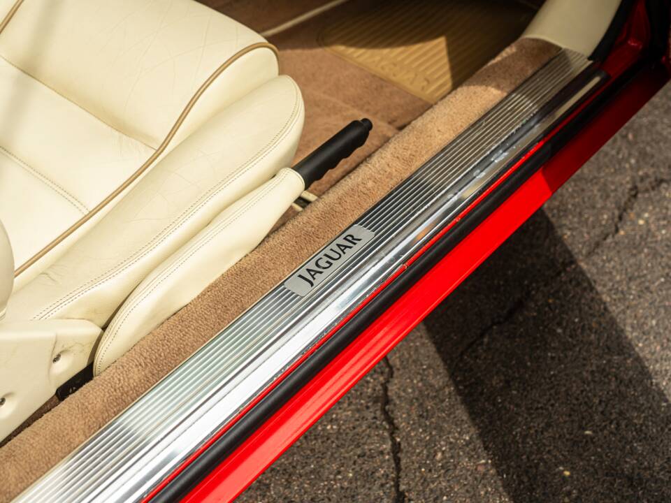 Imagen 40/61 de Jaguar XJS 4.0 Celebration (1995)
