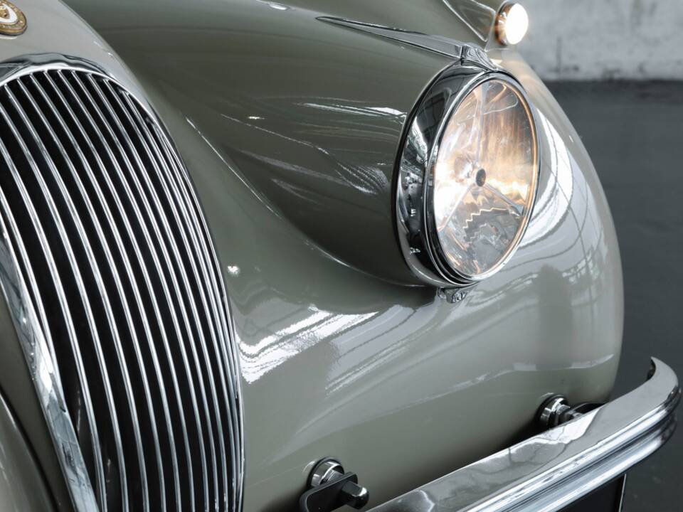 Bild 49/50 von Jaguar XK 120 DHC (1953)