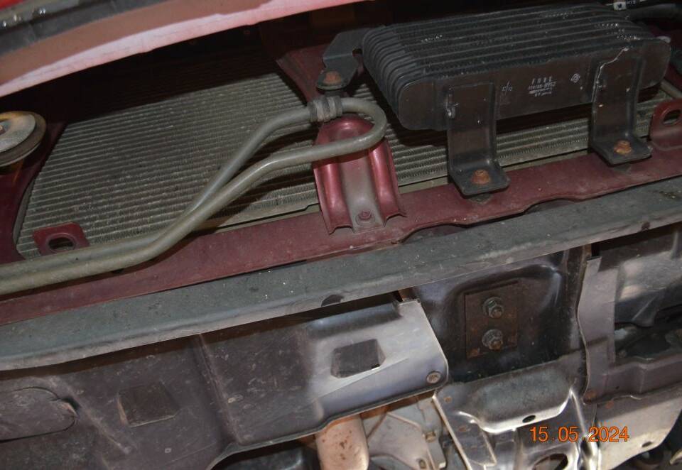 Image 37/38 of Mazda 626 2.0i (1994)