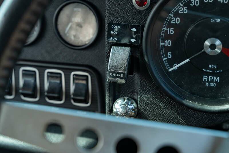 Afbeelding 43/50 van Jaguar E-Type V12 (2+2) (1973)