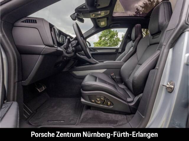 Image 20/50 of Porsche Cayenne S Electric (2026)
