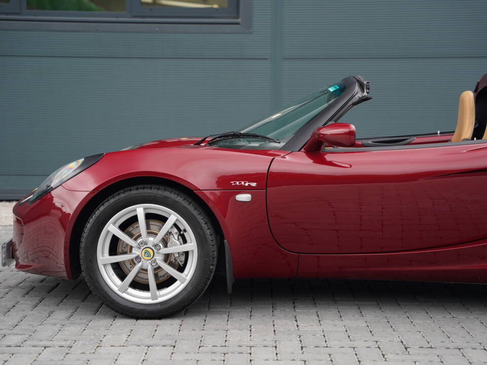 Immagine 9/50 di Lotus Elise 111R (2004)