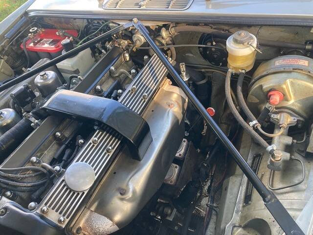 Image 33/60 of Jaguar XJ 6 4.2 (1972)