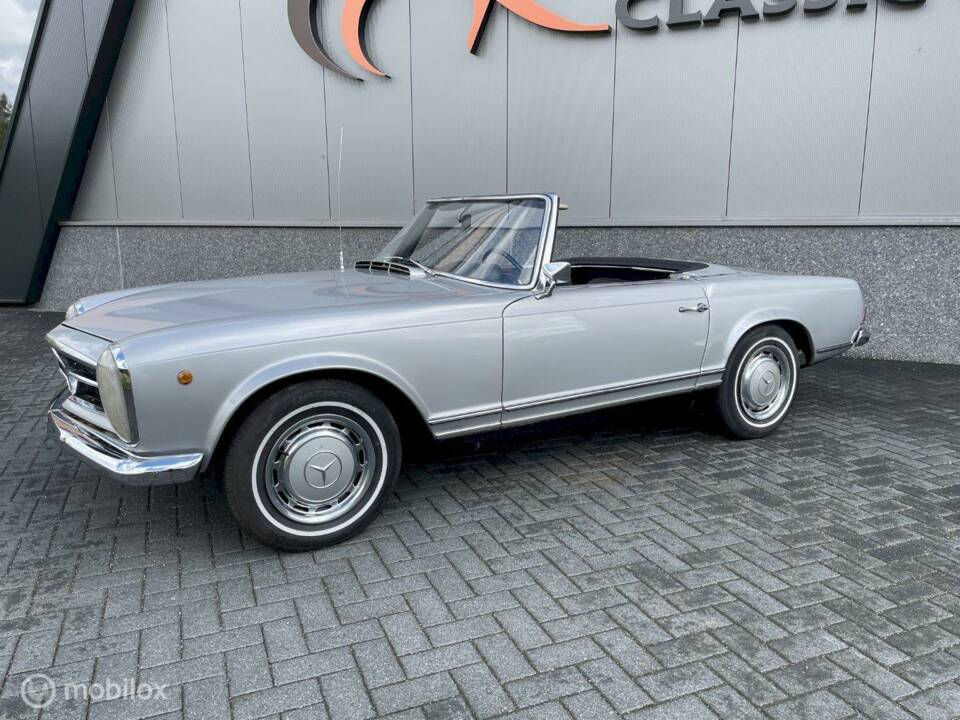 Imagen 3/6 de Mercedes-Benz 280 SL (1968)