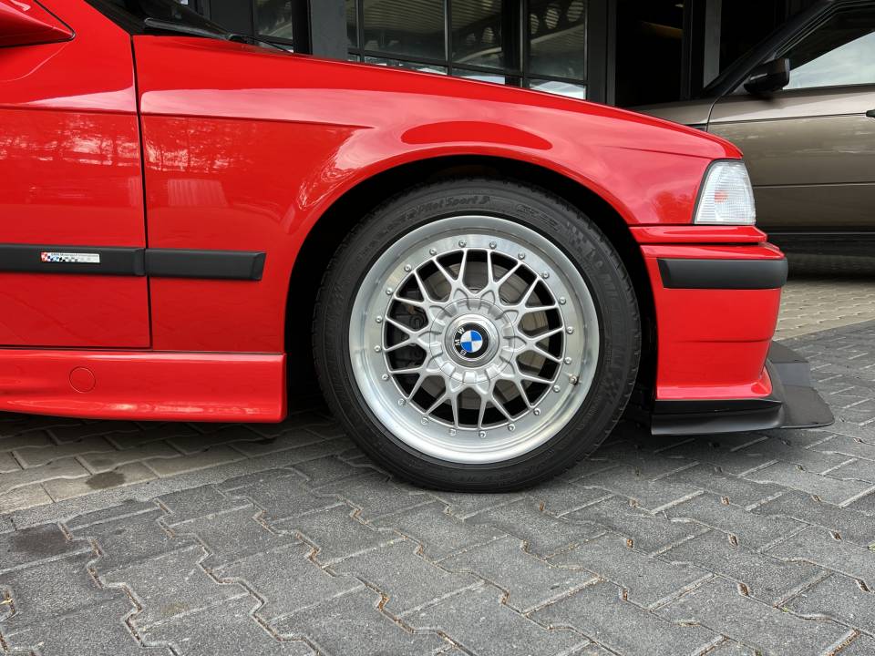 Afbeelding 36/37 van BMW 318is &quot;Class II&quot; (1994)