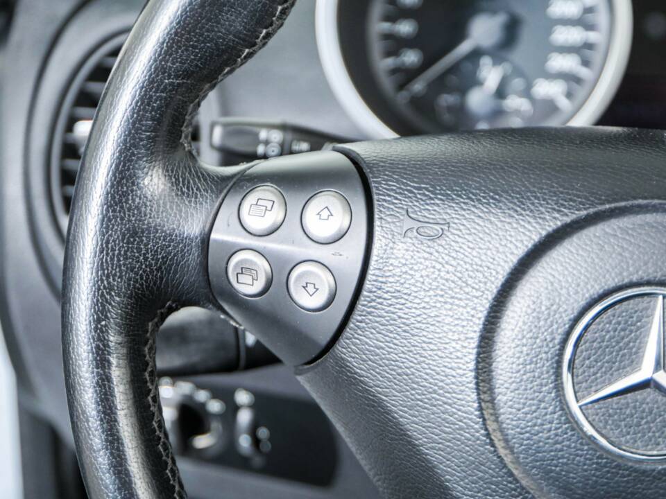 Immagine 24/50 di Mercedes-Benz SLK 200 Kompressor (2004)
