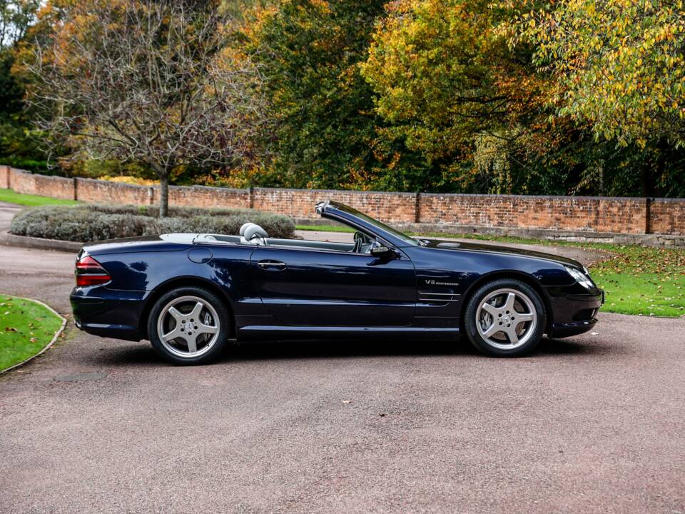 Image 12/41 of Mercedes-Benz SL 55 AMG (2003)