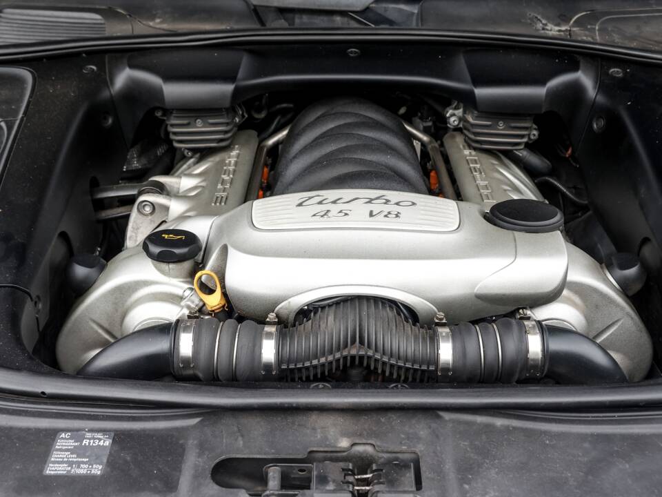 Bild 5/40 von Porsche Cayenne Turbo S (2006)