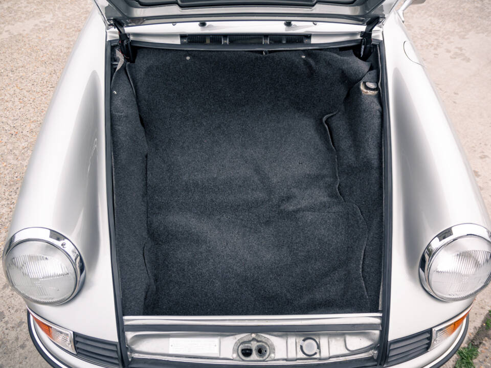 Bild 34/34 von Porsche 911 2.4 T (1972)