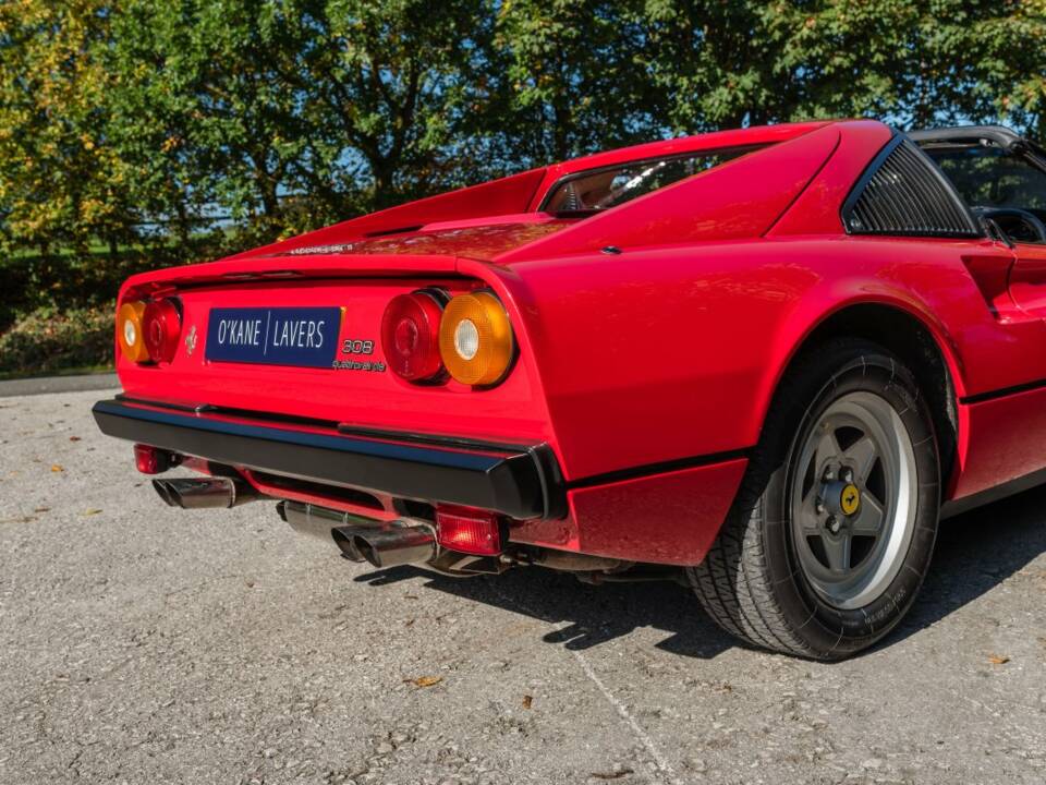 Immagine 29/50 di Ferrari 308 GTS Quattrovalvole (1983)