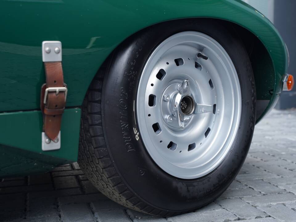 Obraz 21/50 pojazdu Jaguar E-Type "Semi-Lightweight" (1963)