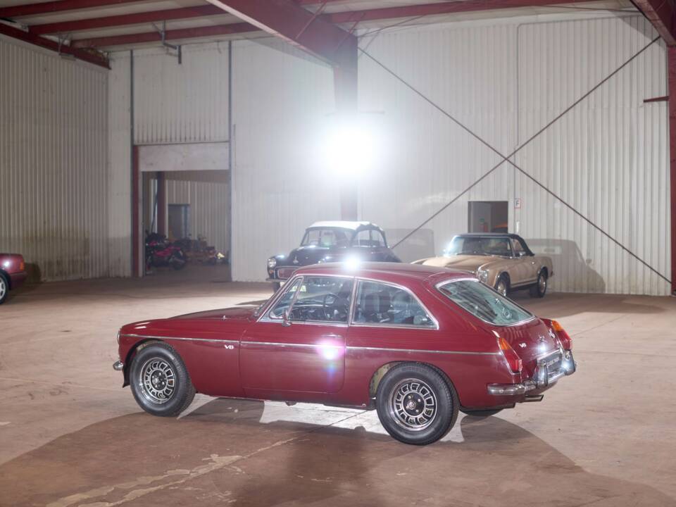 Immagine 12/29 di MG MGB GT V8 (1974)