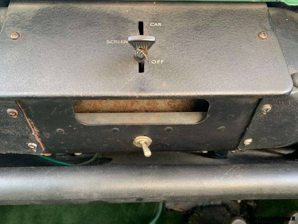 Immagine 67/83 di Morris Minor 1000 Traveller (1969)