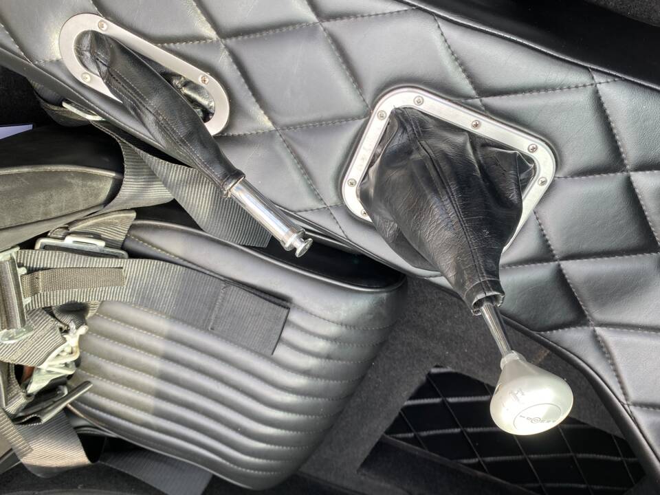 Immagine 22/27 di AC Cobra 427 (1967)