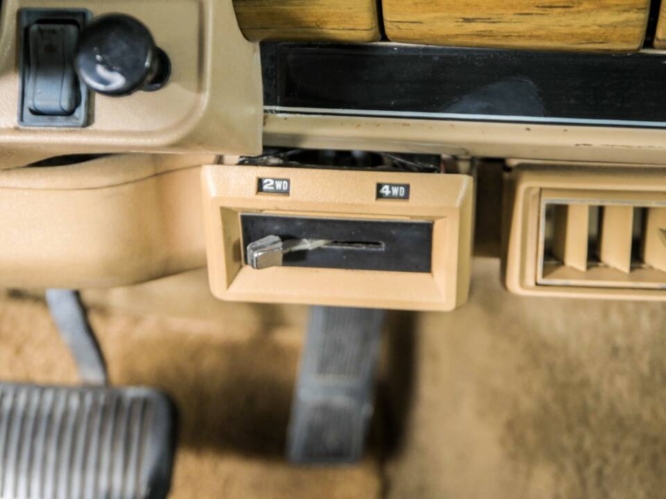 Afbeelding 31/50 van Jeep Wagoneer Limited (1982)