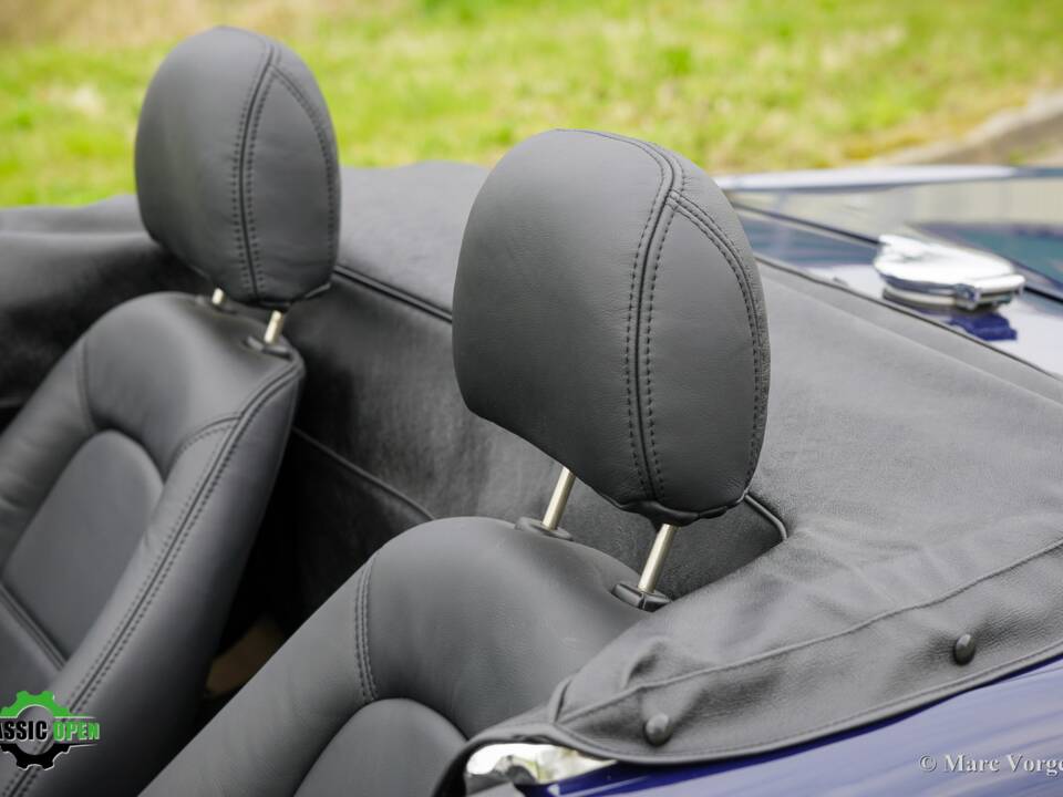 Image 25/42 of Triumph TR 6 PI (1972)