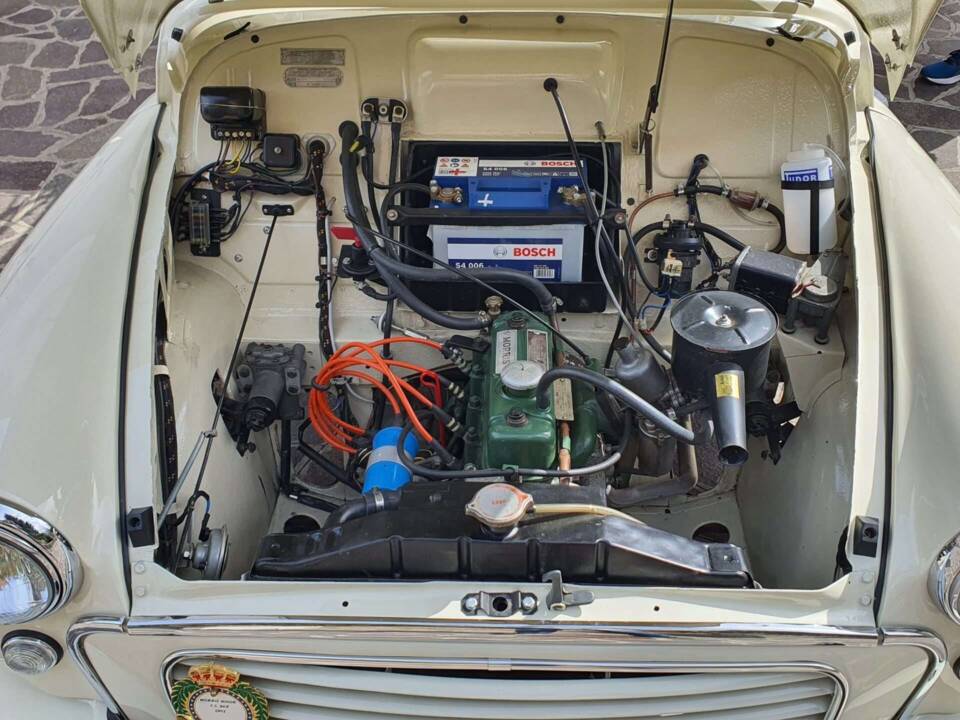 Image 40/66 of Morris Minor 1000 Tourer (1961)