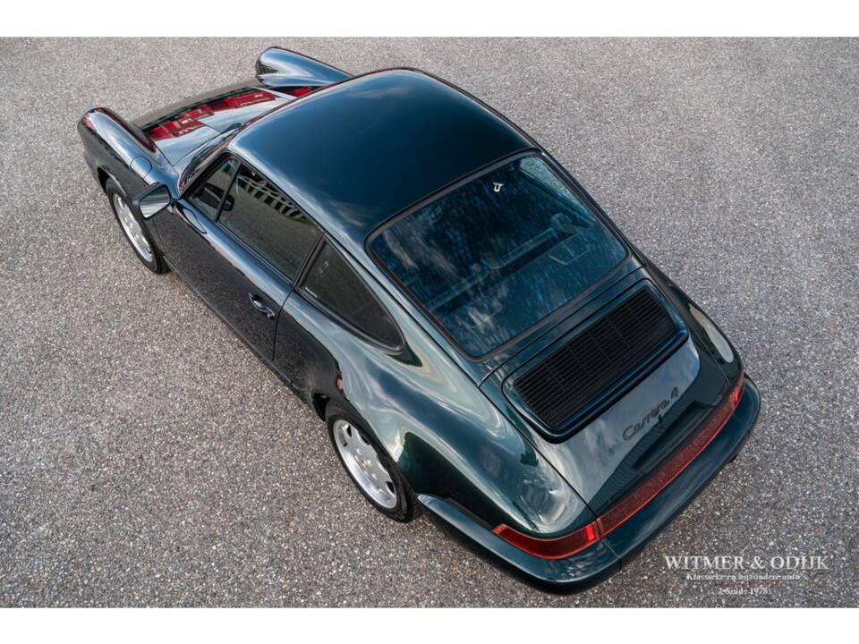 Image 13/42 of Porsche 911 Carrera 4 (1990)