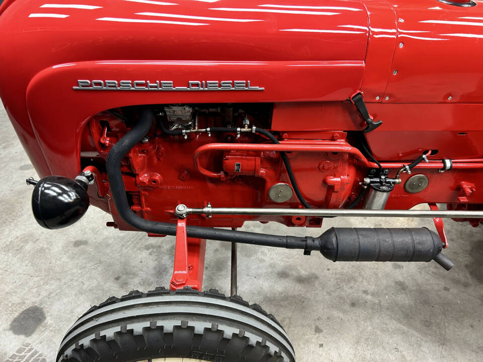 Imagen 27/50 de Porsche-Diesel Super Export 329 (1962)