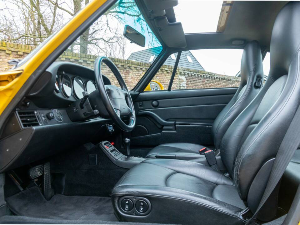 Bild 43/50 von Porsche 911 Carrera (1995)