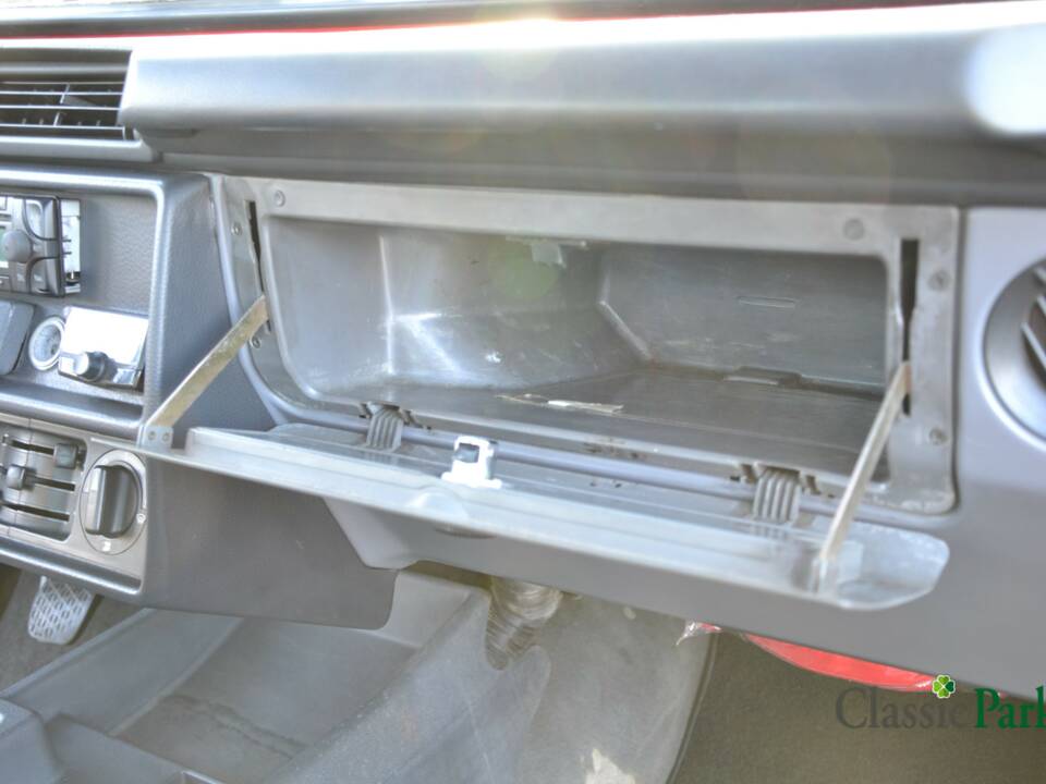 Bild 36/50 von Mercedes-Benz 200 GE (kurz) (1987)