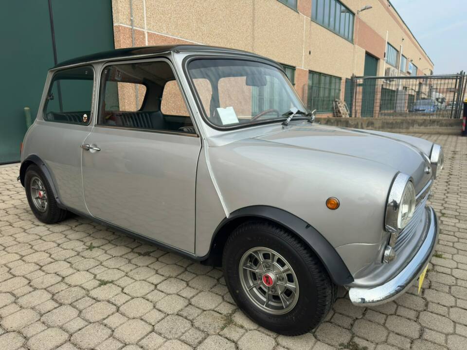 Bild 2/21 von Innocenti Mini Minor 850 (1970)