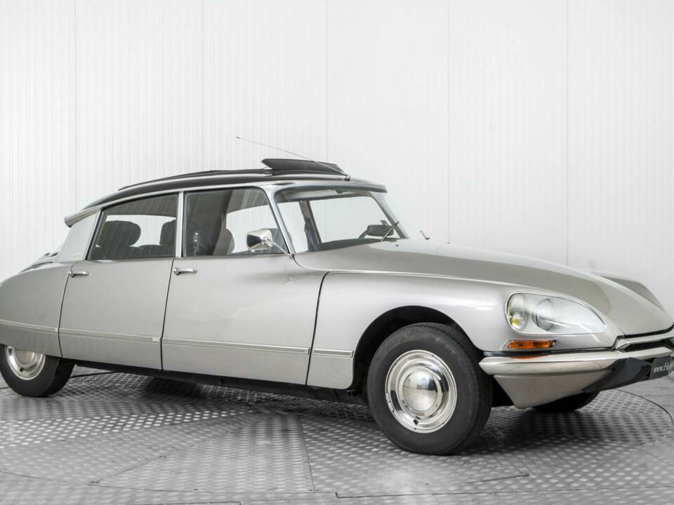 Image 5/50 of Citroën D Spécial (1971)