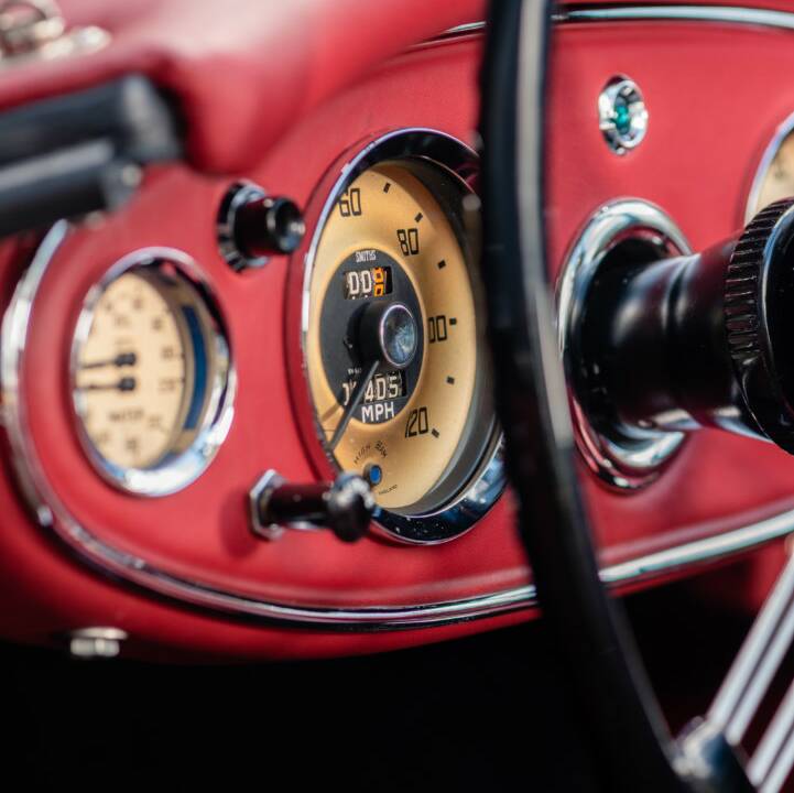 Image 40/50 of Austin-Healey 3000 Mk II (BN7) (1962)