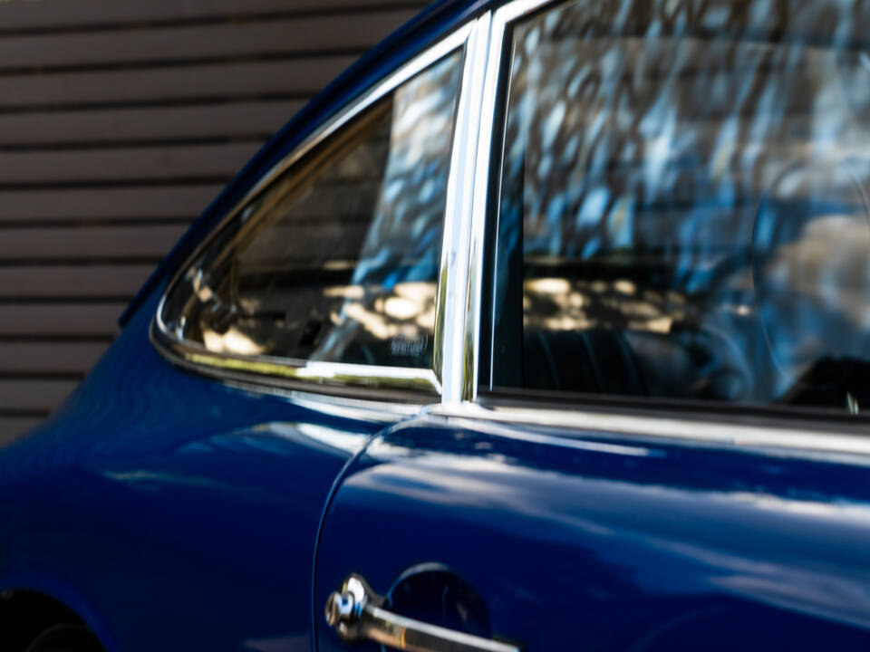 Image 33/42 of Porsche 912 (1967)