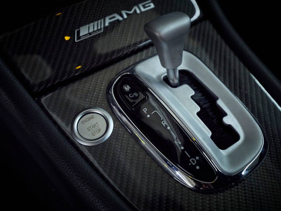 Bild 70/100 von Mercedes-Benz CLK 63 AMG Black Series (2007)