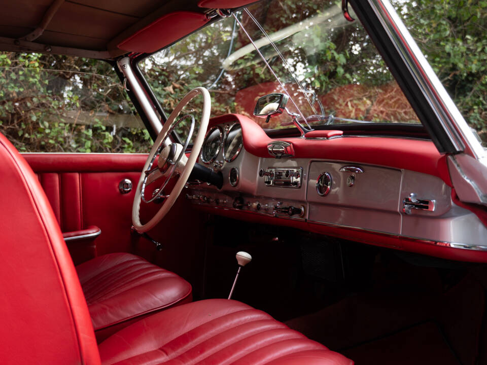 Immagine 8/18 di Mercedes-Benz 190 SL (1962)