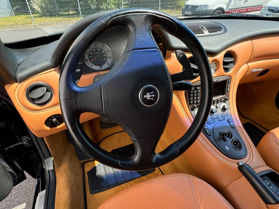 Image 14/19 of Maserati Spyder 4200 Cambiocorsa (2004)