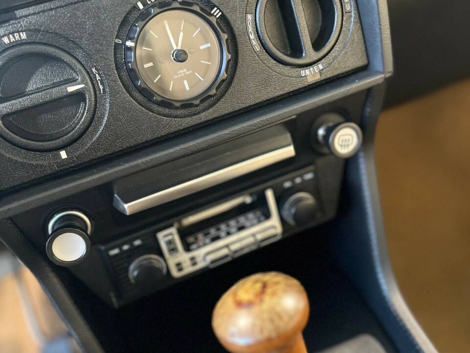 Bild 5/25 von BMW 525 (1977)