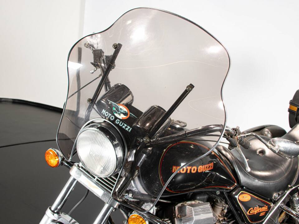 Image 42/50 of Moto Guzzi California III (1988)