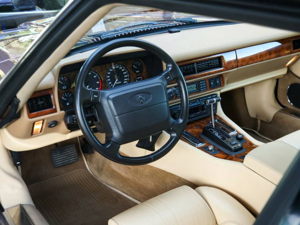 Imagen 3/50 de Jaguar XJS 4.0 (1994)