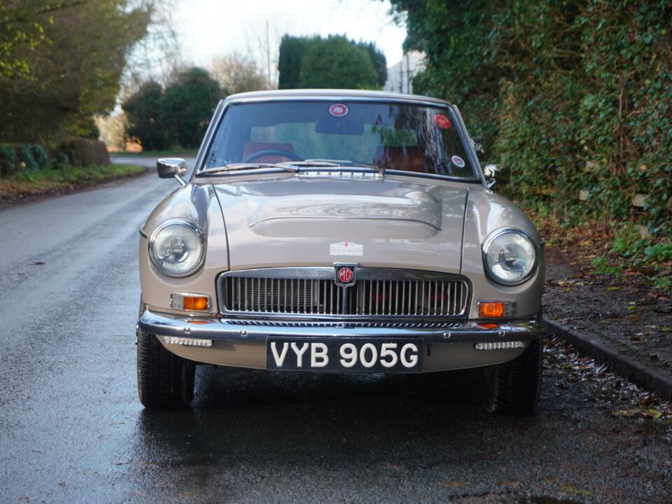 Bild 2/18 von MG MGC GT (1969)