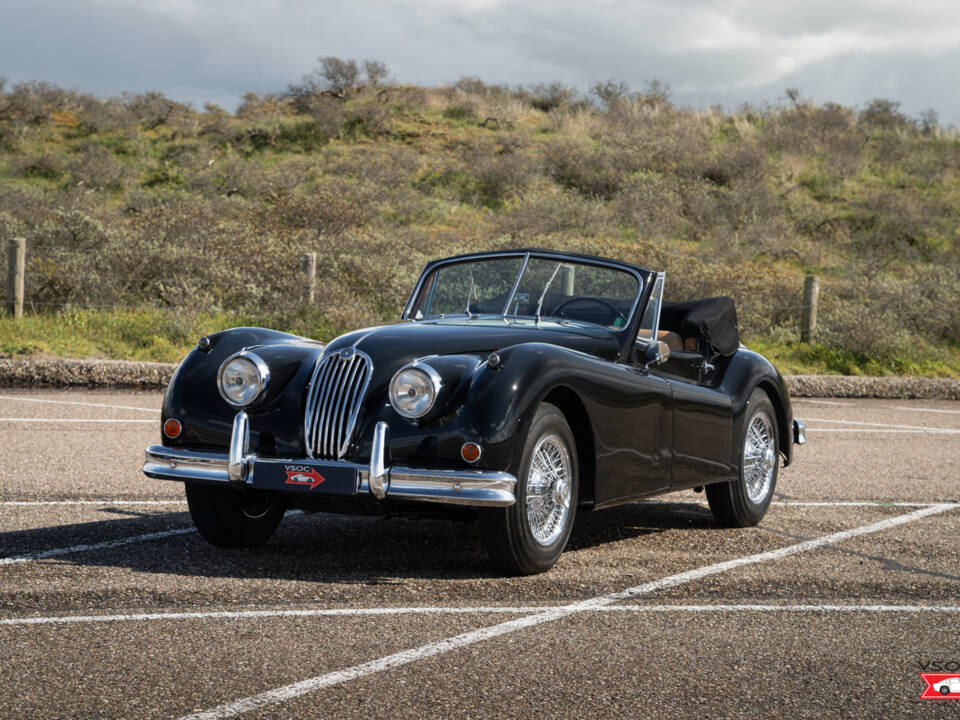 Bild 21/47 von Jaguar XK 140 DHC (1956)