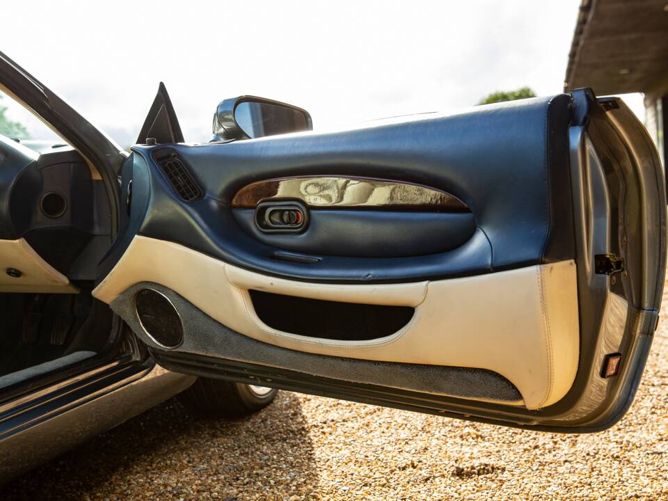 Bild 31/32 von Aston Martin DB 7 Vantage Prototype (1995)