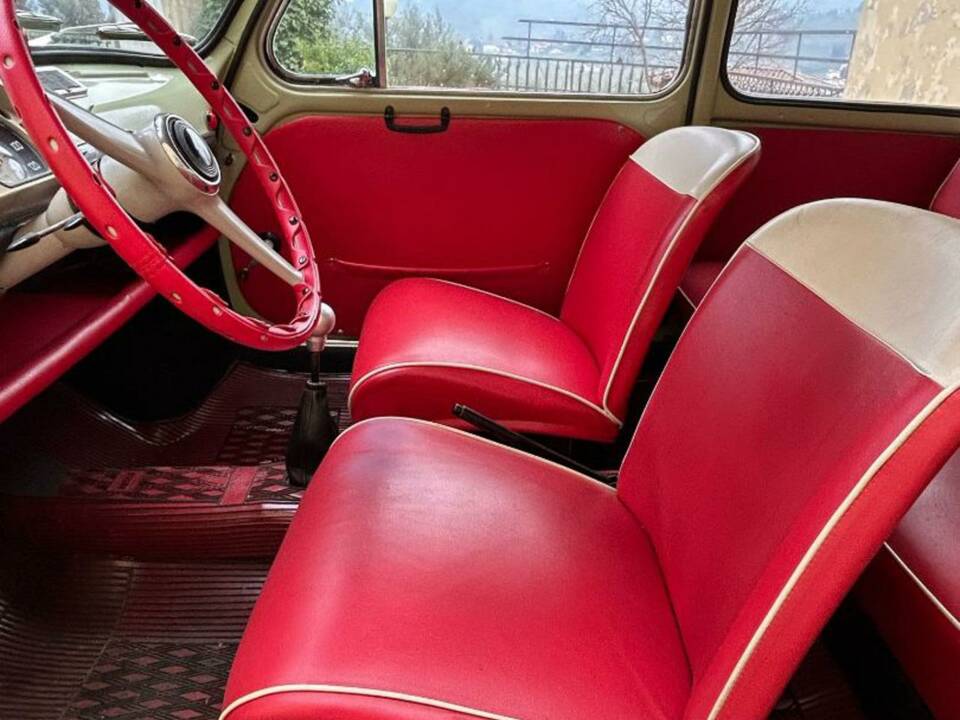 Immagine 2/10 di FIAT 600 D (1964)