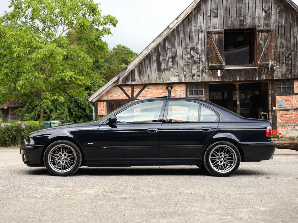 Bild 4/82 von BMW M5 (2000)