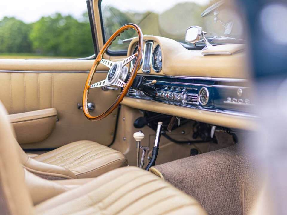 Immagine 25/50 di Mercedes-Benz 300 SL Roadster (1958)