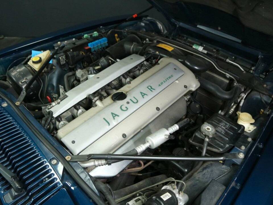 Image 36/49 de Jaguar XJS 4.0 (1995)
