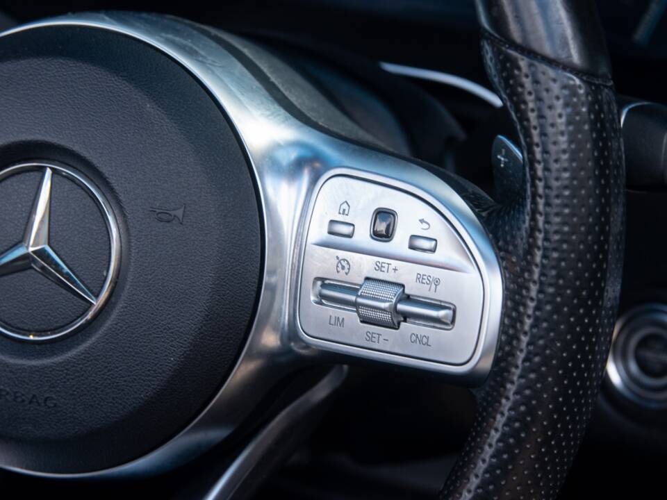 Bild 37/50 von Mercedes-Benz C 300 d (2019)